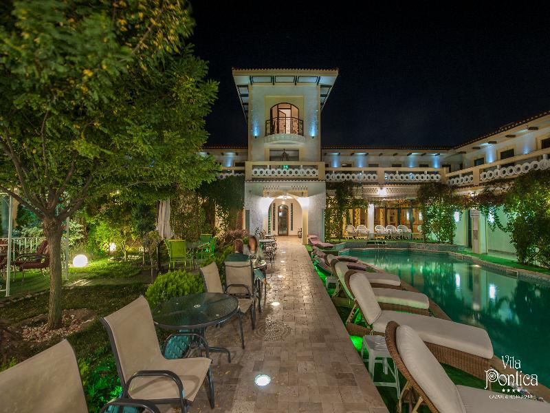 Villa Pontica Năvodari Eksteriør billede